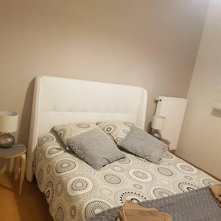 Apartamento Proche Luxembourg *